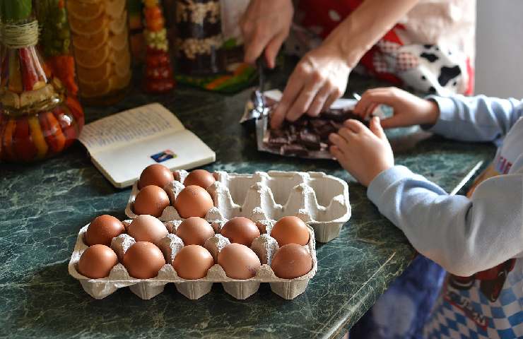 Bambino cucina