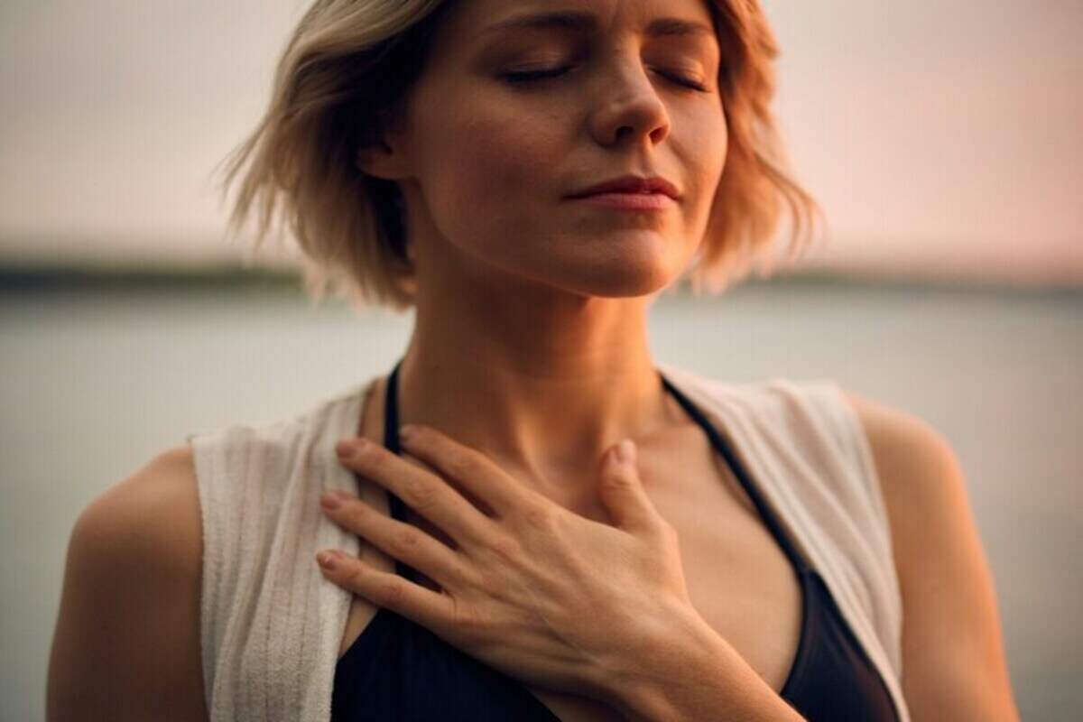donna che respira profondamente