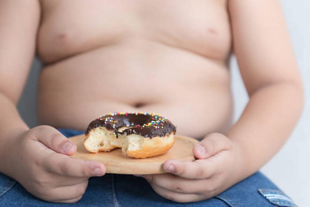 I farmaci per l'obesità migliorano anche il rapporto dei ragazzi con il cibo