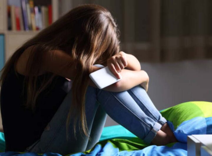 L'OMS chiede l'introduzione di regole nel mondo digitale per la salute mentale dei giovani