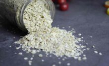 Un barattolo pieno di avena