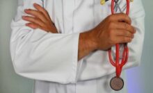 Un medico